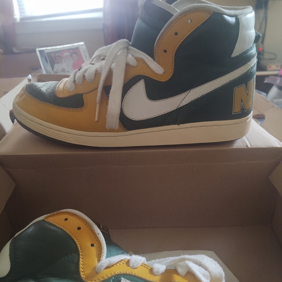 Nike Terminator High Seattle DS Rare VTG size 12 - Picture 3 of 8